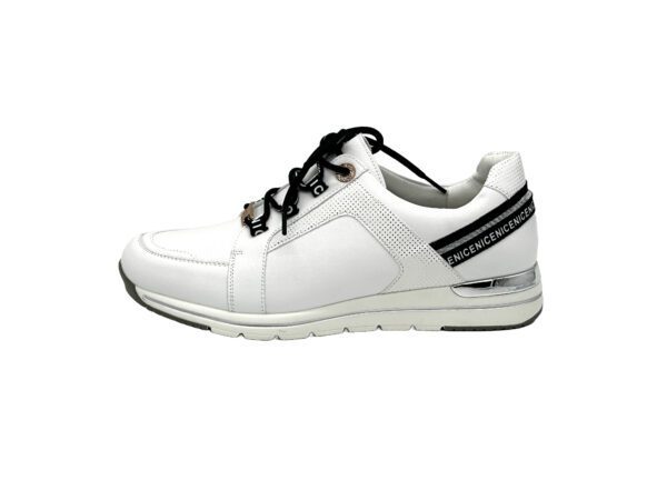 Plateau-Sneaker