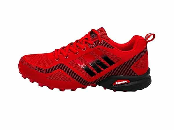 Atmungsaktiver Wanderschuh mit Profilsohle